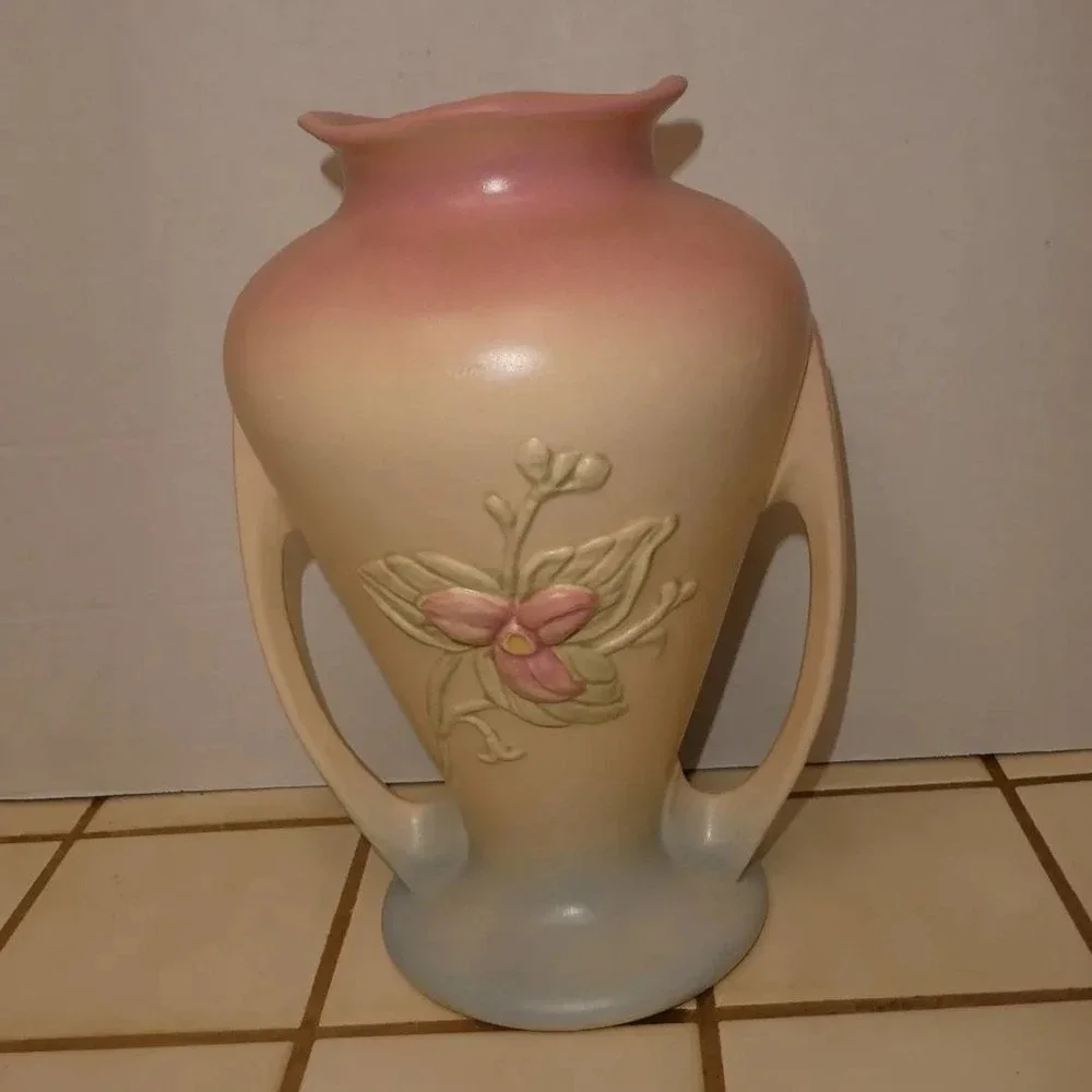Vintage‎ Hull Wildflower Double Handled Art Pottery Vase W-12 9-1/2
